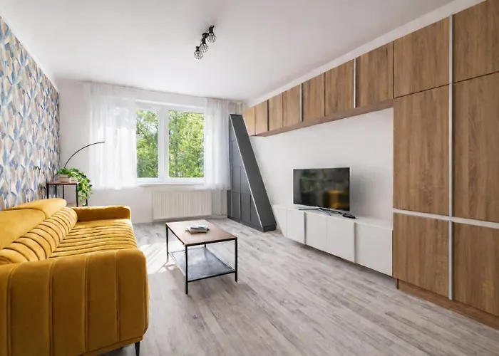 Comfort 18 - Spacious 2-bedroom With Balcony Апартаменты