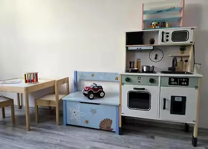 Lägenhet Comfort 18 - Spacious 2-bedroom With Balcony